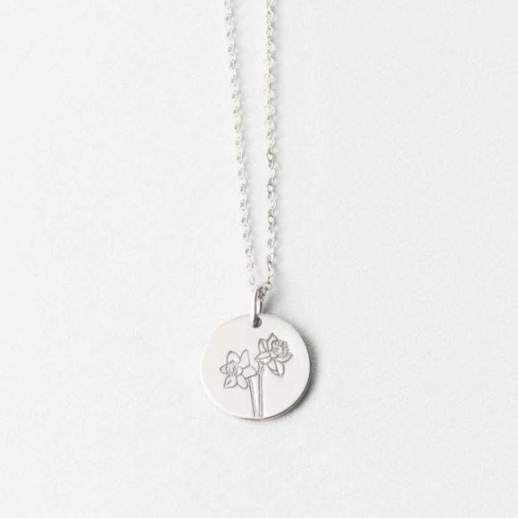 Daffodil March Birth Flower Minimalist Necklace - Picture 4 of 16